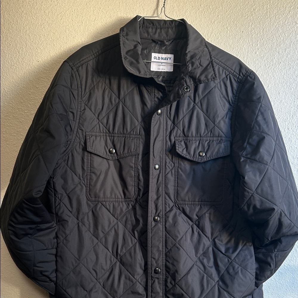 Old Navy Men's Black Quilted Shirt Jacket
